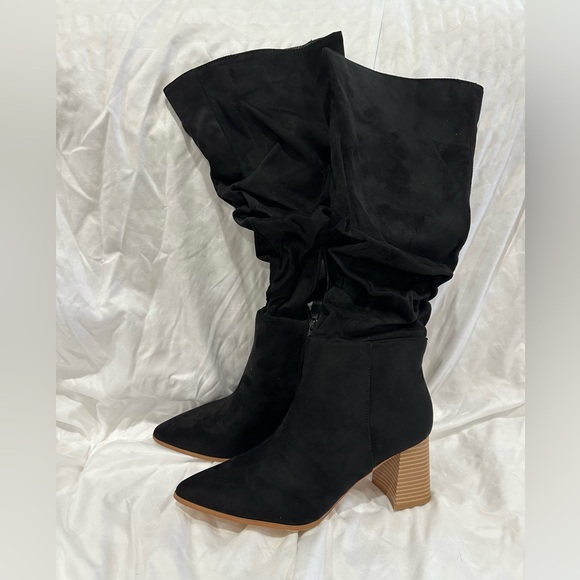 Knee high black scrunch boots faux suede size 8 - Picture 2 of 6